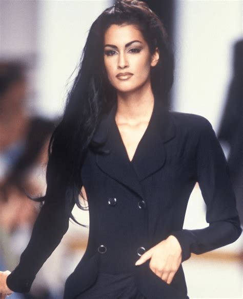 yasmeen ghauri body measurements.